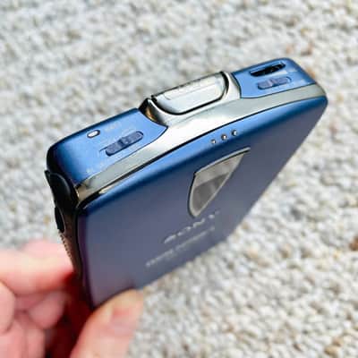 Sony WM-EX2 Walkman Cassette Player, Excellent Rare Blue ! Working ! image 5