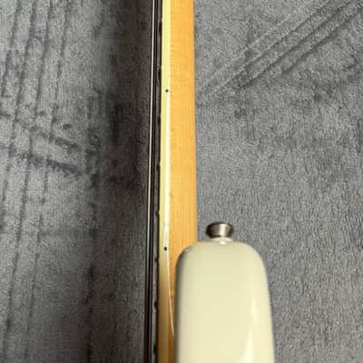 Vintage Fender Jazz Bass Left-Handed USA Circa 1977–1978 – Bartolini Upgrade – Hardshell Case image 7