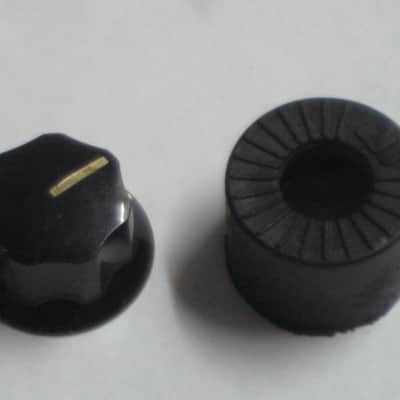 ONE litely relic'd MXR large (standard size) black plastic knob with white position line & dot, Push-On Style ECB134 (NO set screw) & ONE litely relic'd MXR Knob Cover (Foot Turner) ECB131 - from late 2000s image 7