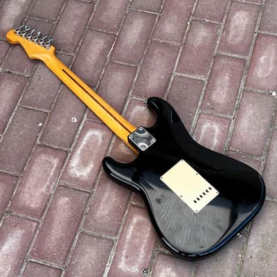 RARE 1987 Fender Japan ST-33M … MEDIUM SCALE LENGTH Stratocaster ... mythical “E-Serial” Era … 24.75" inch Stratocaster = GIBSON feel & Snap)+ Gotoh Magnum Locking Tuners + Fender GIGBAG image 12