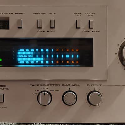 Akai Akai GX-M30 ivintage 2-head, single compact cassette deck 70s  - Metal imitation wood cabinet image 2