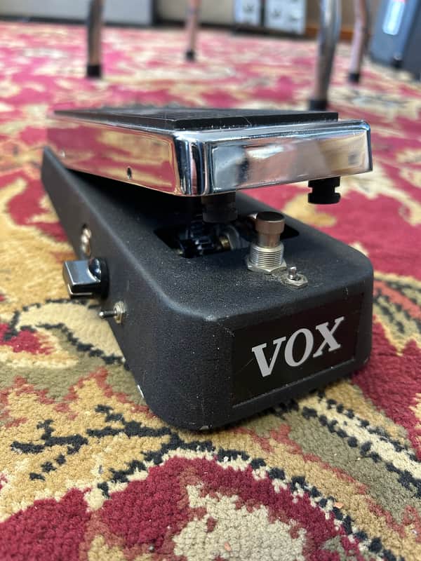 Keeley Vox V847A Wah for $225 - 31% Off MSRP!
