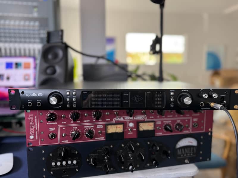 Universal Audio Apollo 8p QUAD Thunderbolt 2 Audio Interface UAD AKM 8 Preamps! image 1