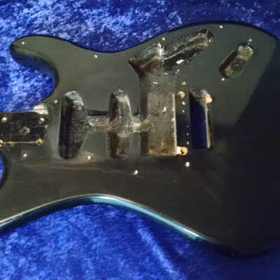 1986 Kramer Striker 300st body Black image 1