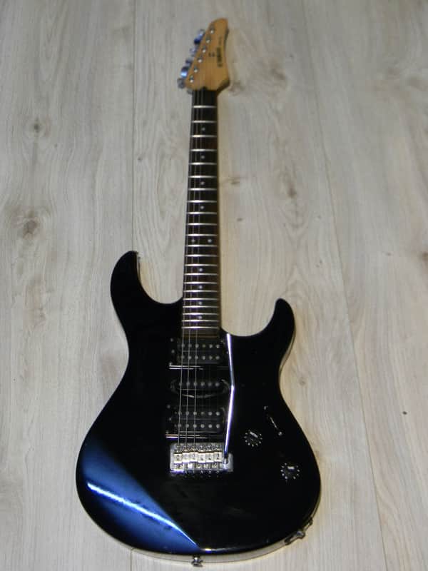 YAMAHA ERG 121 E-Gitarre str@t HSH strat style black E-Gitarre E Gitarre guitar image 1