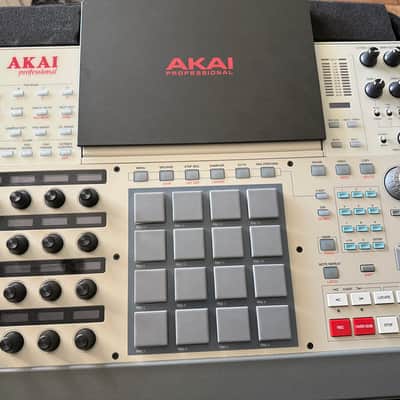 Akai MPC X Special Edition Standalone Sampler / Sequencer 2023 - Present - Grey image 3
