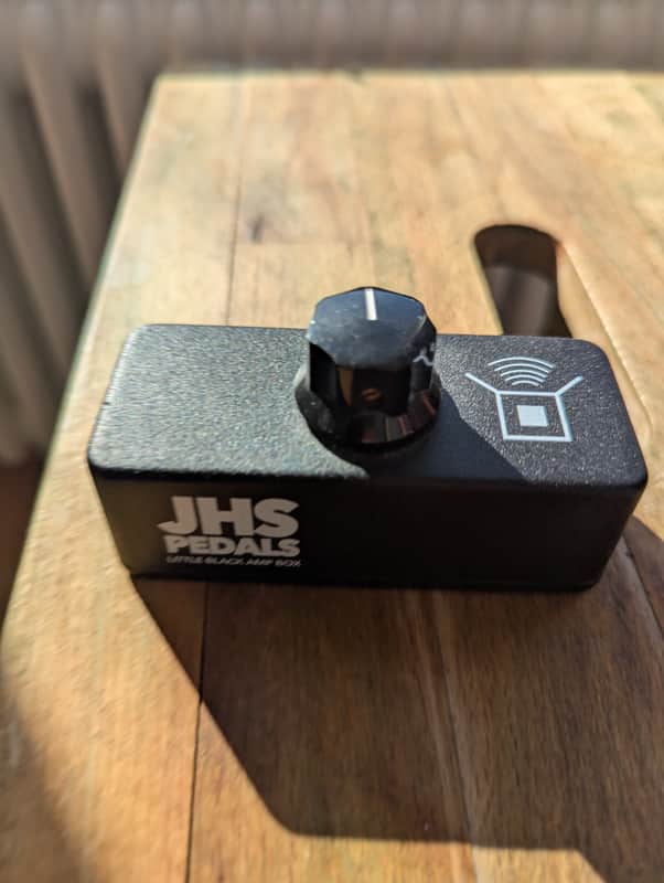 JHS Little Black Amp Box