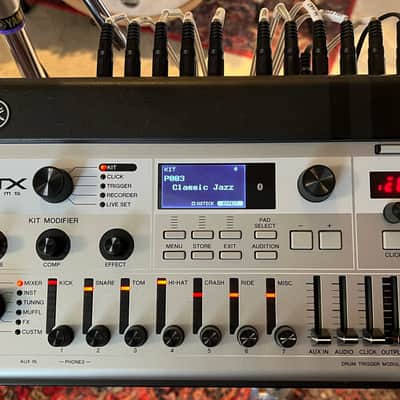 Yamaha DTX10K-M Electronic Drum Set with Mesh Heads - Real Wood image 3