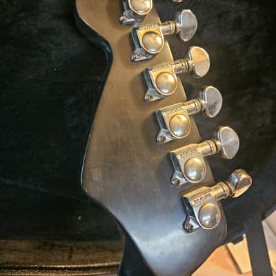 Moses Graphite Neck image 3