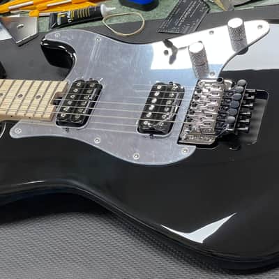 Charvel Pro-Mod So-Cal Style 1 HH FR M Gloss Black Mirror image 1