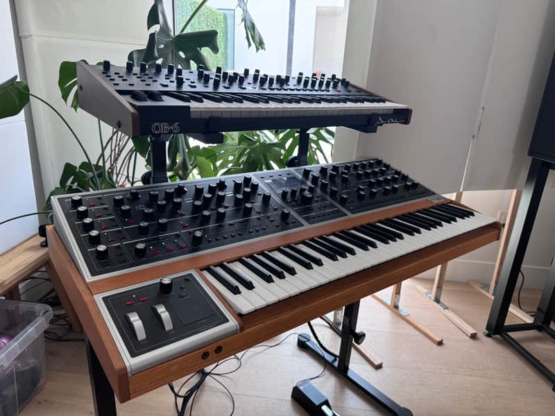 Moog One 16-Voice 61-Key Polyphonic Analog Synthesizer 2018 - Present - Black/Ash image 1