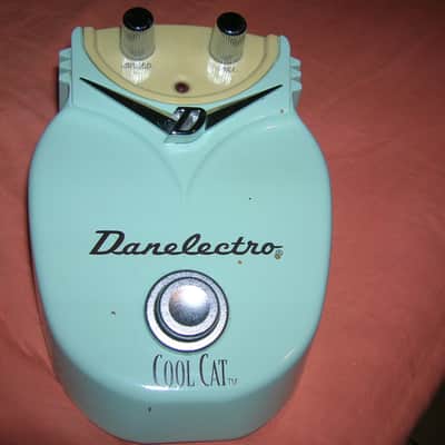 Danelectro Cool Cat Chorus 2000s - Blue image 2