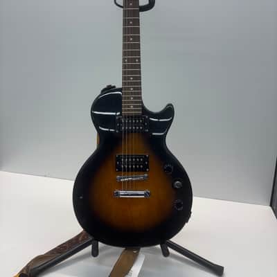 Epiphone by Gibson ストラト80年代 Gibson Epiphone Stratocaster, 1980's, Cherry Apple Red, 3 PU's