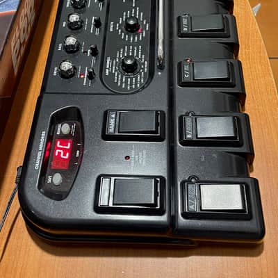 LINE6 Floor POD Plus Pedaliera multieffetti chitarra image 4