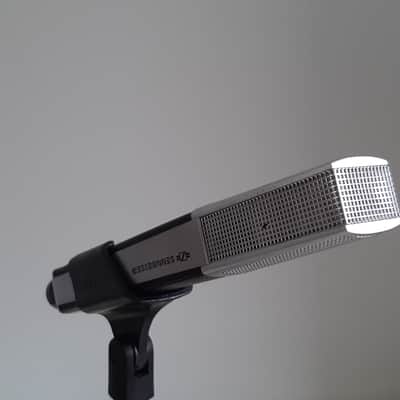 Sennheiser MD 441-N Supercardioid Dynamic Microphone 1971 - Present - Black image 1