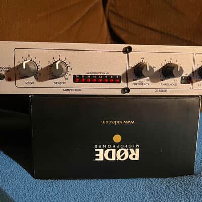 dbx 286s Microphone Preamp Processor 2010s - Silver image 5