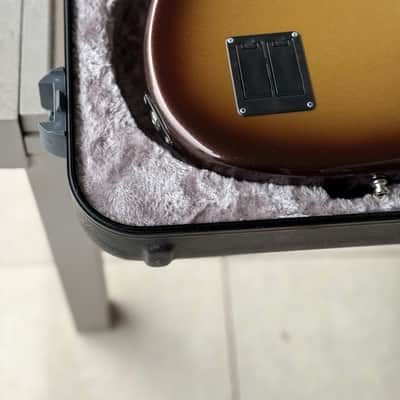 Fender American Ultra Precision Bass with Rosewood Fretboard 2019 - Present - Mocha Burst image 22