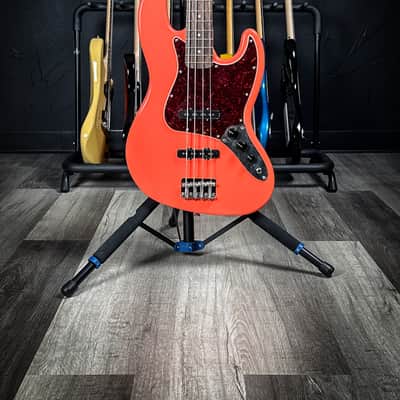 Squier Classic Vibe ’60s Jazz Bass - Tahitian Coral image 2