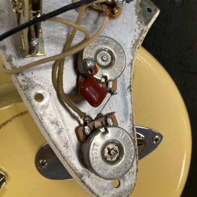 Used 1996 Fender American Vintage '62 Stratocaster image 23