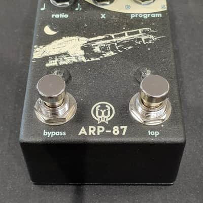 Walrus Audio ARP-87 Multi Function Delay Limited Edition - Luna Series 2020 - Black / Yellow Rocket image 1