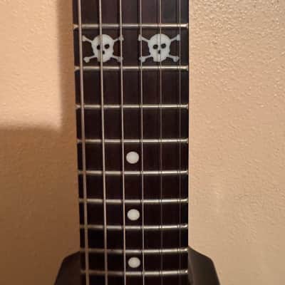 Washburn Dimebag Darrell flying V 2004 - Camouflage image 4