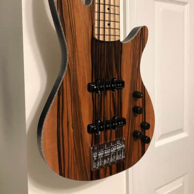 LKUSTOMS 5 string Jazz bass 2024 - Clear Lacquer image 4