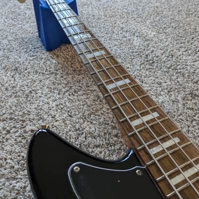 Squier Classic Vibe Jaguar Bass 2020 - Present - 3-Color Sunburst image 5