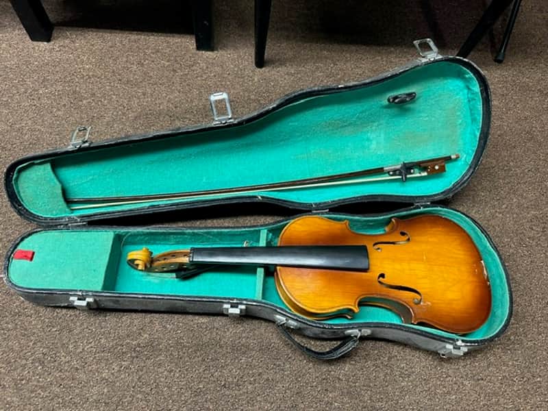 Used Cremona Fecit Anno Domini 19 Vintage Restoration, Repair, or