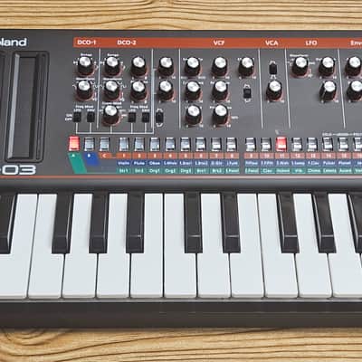 Roland JX-03 Boutique Series Synthesizer Module with K-25m