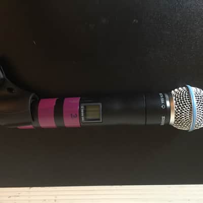 Shure UR4D UHF-R Wireless microphone receiver with B58 handheld transmitter pair image 7
