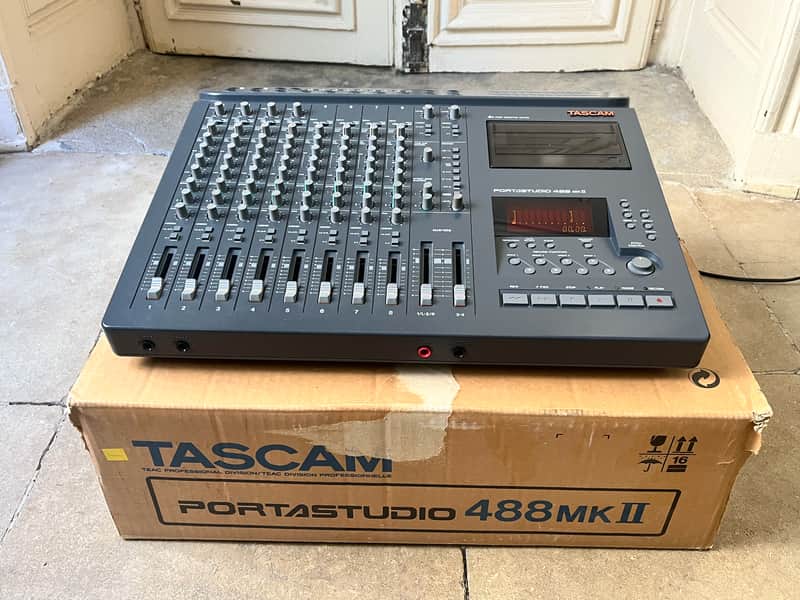 ジャンク　TASCAM PORTASTUDIO 488 ミキサー Tascam 488 (SOS Mar 91)