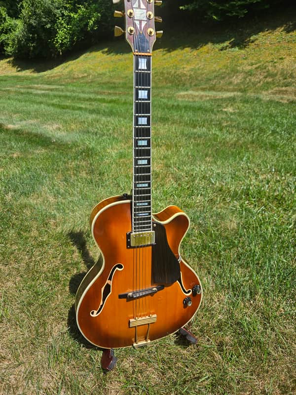 🎶  FOR SALE: RARE 1975 CARL BARNEY HAND-CARVED 17" ARCHTOP 🎶 image 1