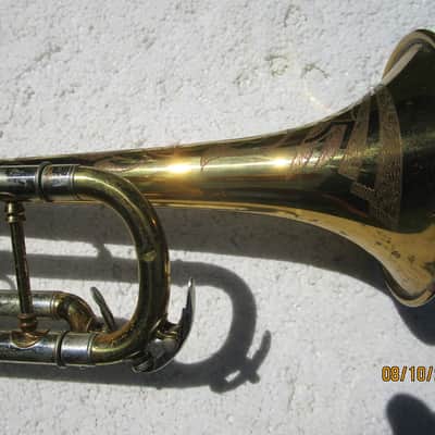 Conn NY Symphony Special Trumpet, 1936, Highly Engraved, Original Finish & Case image 8