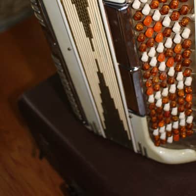 Noble Piano Accordion, 41/120, LMH, 7 registers, Made in Italy, in excellent playing condition and very good cosmetic condition image 14