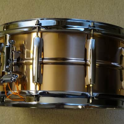 Pearl 6.5x14 Sensitone Phosphor Bronze snare drum image 5