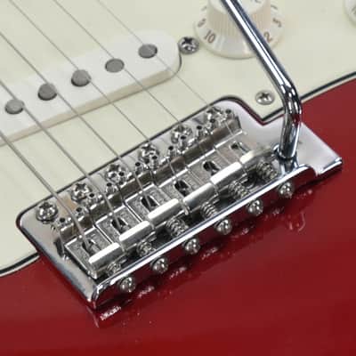 Fender American Special MN Stratocaster Candy Apple Red 2013 image 9