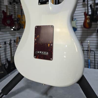Fender American Ultra LH - Arctic Pearl w/OHSC & PLEK*D #301 image 7
