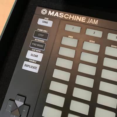 Native Instruments MASCHINE JAM Production & Sequencing Controller image 2