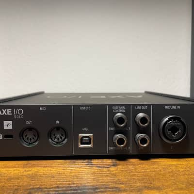 IK Multimedia AXE I/O Solo USB Audio Interface 2020 - Present - Black image 4