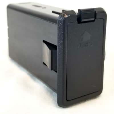 Yamaha APX500II - System 65 Pick Up System / AA Battery Holder (Buttons) image 7