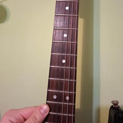 Squier Classic Vibe '60s Stratocaster Left-Handed with Laurel Fretboard 2019 - Present - 3-Color Sunburst image 10