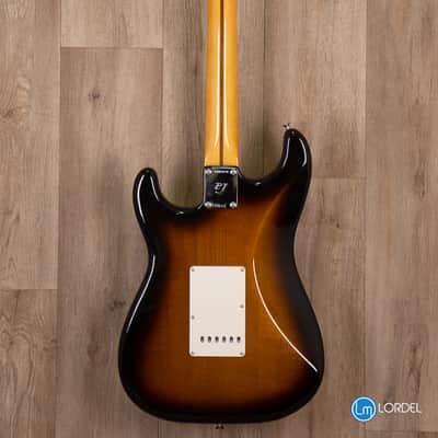 Fender Eric Johnson 1954 Virginia 2 tons sunburst image 4