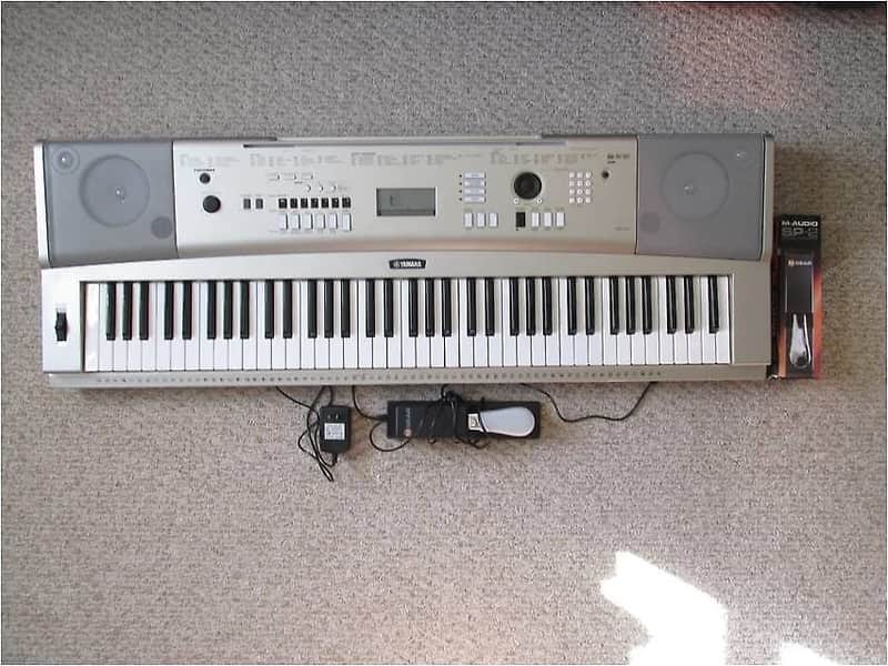 Yamaha YPG235 76‑Key Portable Grand Piano image 2
