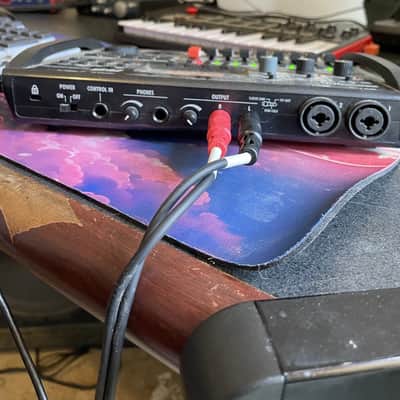 Zoom R8 Recorder: Interface: Controller: Sampler 2010s - Black
