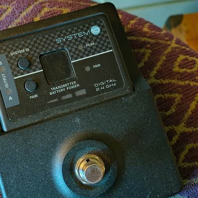 Audio-Technica ATW-R1500 2000's Digital 2.4GHz Pedalboard Guitar Wireless imagen 2