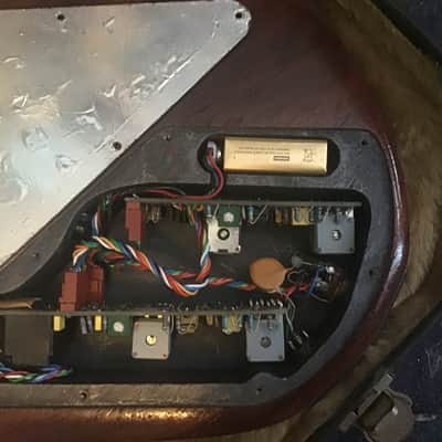 WAL MK1 1984 FRETLESS image 8
