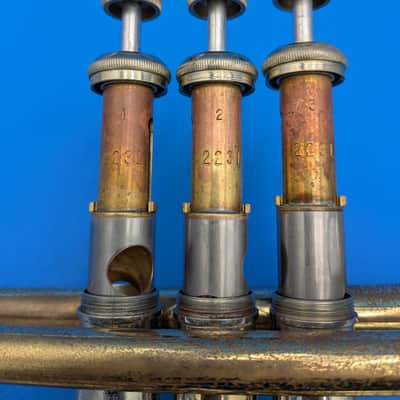 Bach Stradivarius 37 Trumpet Copr. Bell Late 1960s - Lacquer image 6