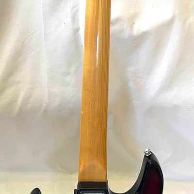 Peavey Fury 1983-84 - Burgundy Burst image 7