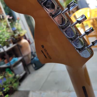 Fender Telecaster Delexe 1972 Vintera Mexican in Excellent Condition with Hardcase. image 4