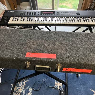 Roland D-70 76-Key Super LA Synthesizer 1990 - 1994 - Black image 15